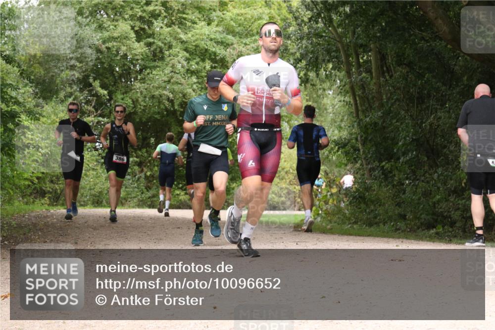 30.08.2026 - Elbe Triathlon Hamburg Antke Förster http://msf.ph/oto/10096652 30.08.2026 10:25:42 Laufen 386 meine-sportfotos.de