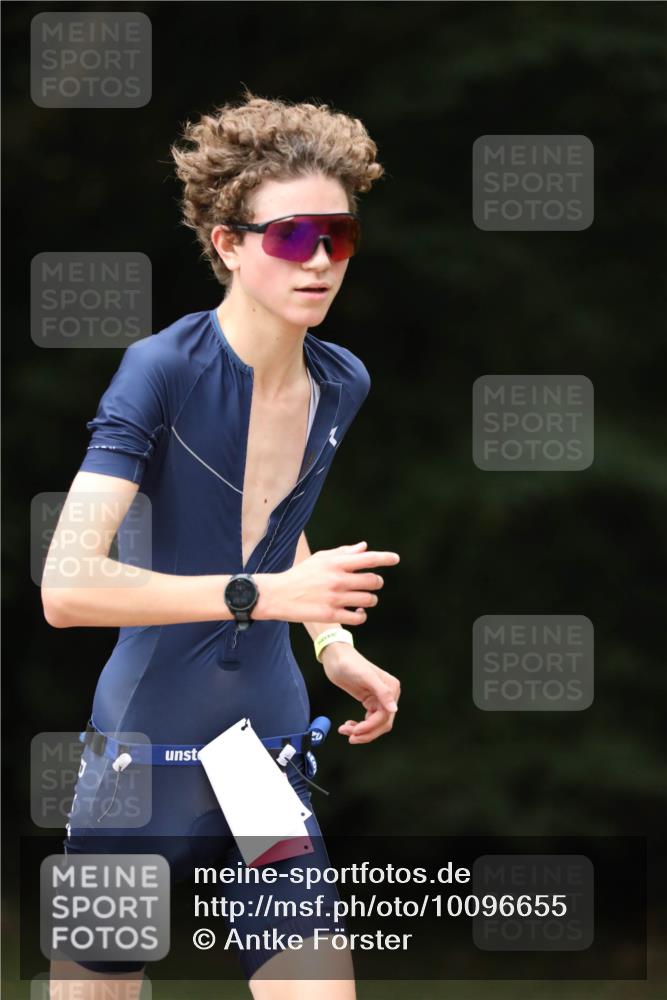 30.08.2026 - Elbe Triathlon Hamburg Antke Förster http://msf.ph/oto/10096655 30.08.2026 10:20:00 Laufen  meine-sportfotos.de
