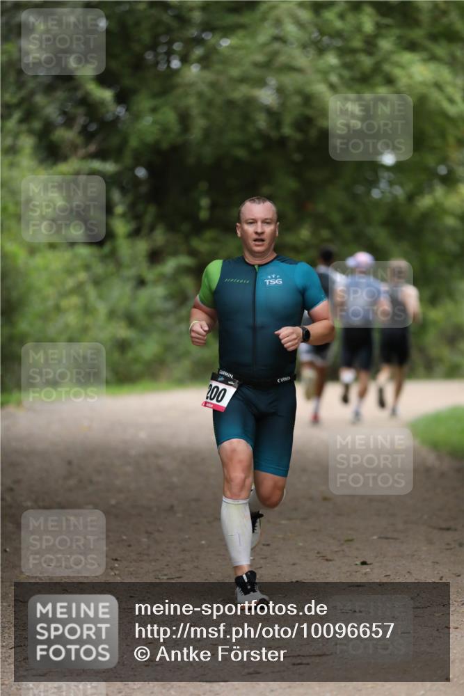 30.08.2026 - Elbe Triathlon Hamburg Antke Förster http://msf.ph/oto/10096657 30.08.2026 10:20:06 Laufen 200 meine-sportfotos.de