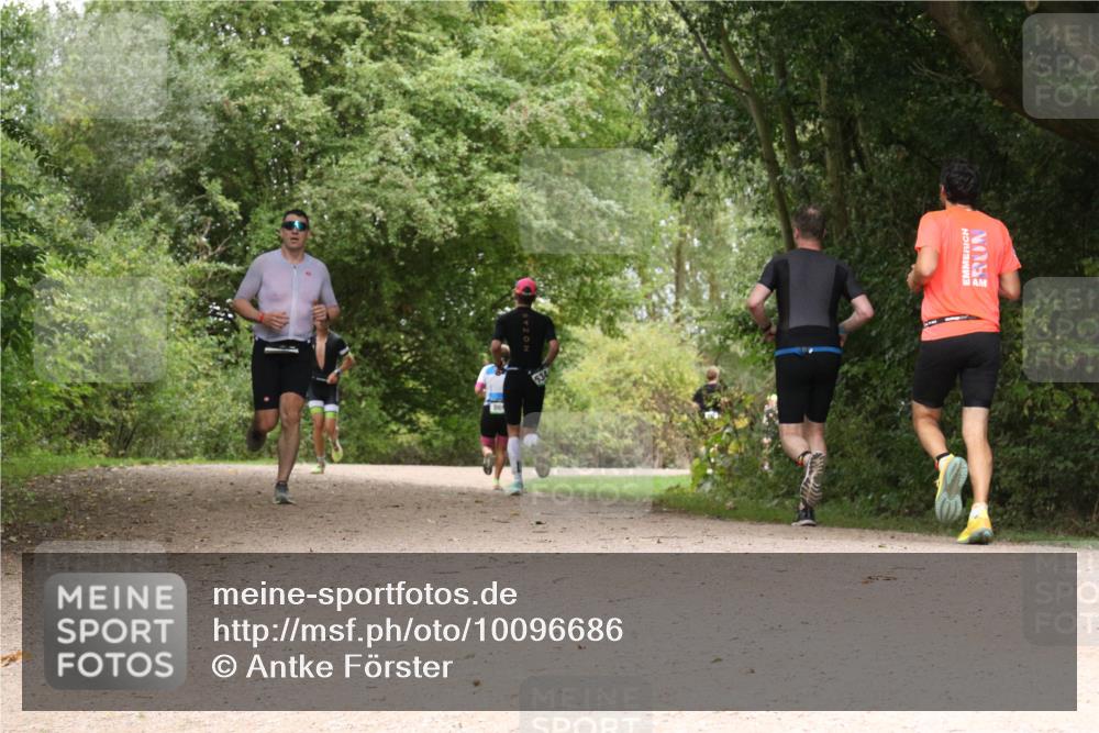 30.08.2026 - Elbe Triathlon Hamburg Antke Förster http://msf.ph/oto/10096686 30.08.2026 10:26:09 Laufen  meine-sportfotos.de