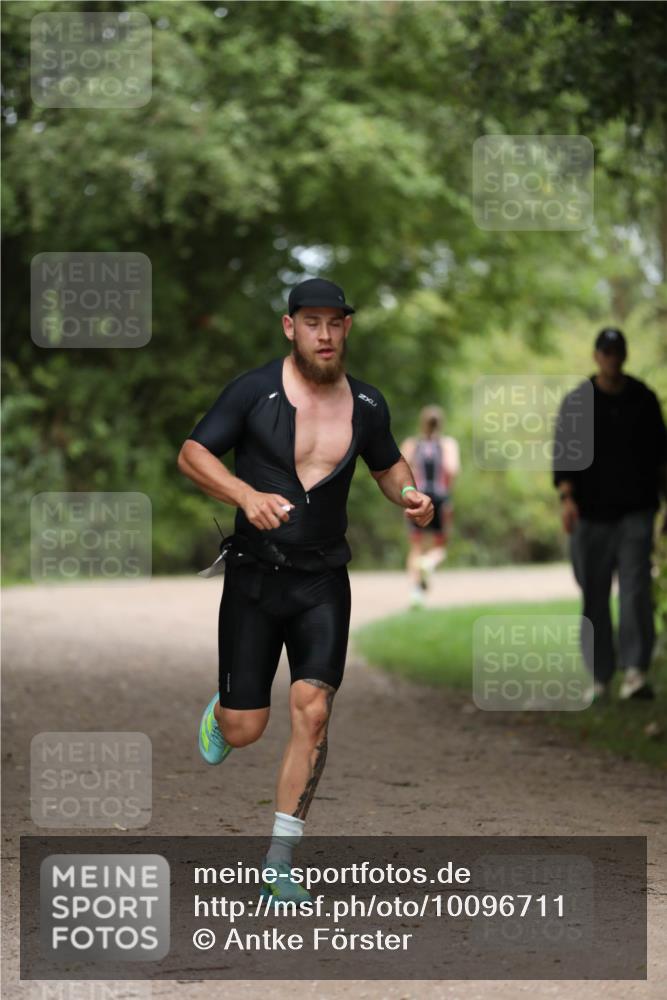 30.08.2026 - Elbe Triathlon Hamburg Antke Förster http://msf.ph/oto/10096711 30.08.2026 10:21:27 Laufen  meine-sportfotos.de