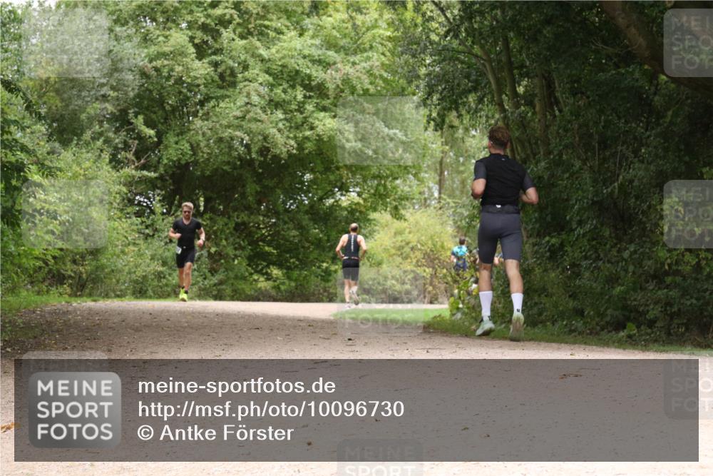 30.08.2026 - Elbe Triathlon Hamburg Antke Förster http://msf.ph/oto/10096730 30.08.2026 10:26:45 Laufen  meine-sportfotos.de