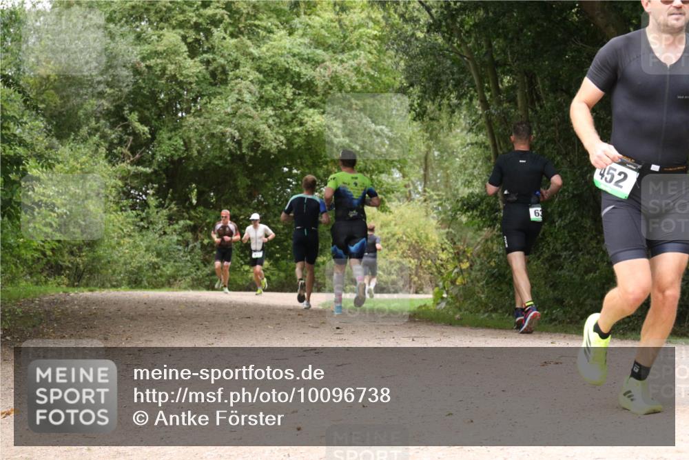 30.08.2026 - Elbe Triathlon Hamburg Antke Förster http://msf.ph/oto/10096738 30.08.2026 10:26:54 Laufen 63, 452 meine-sportfotos.de