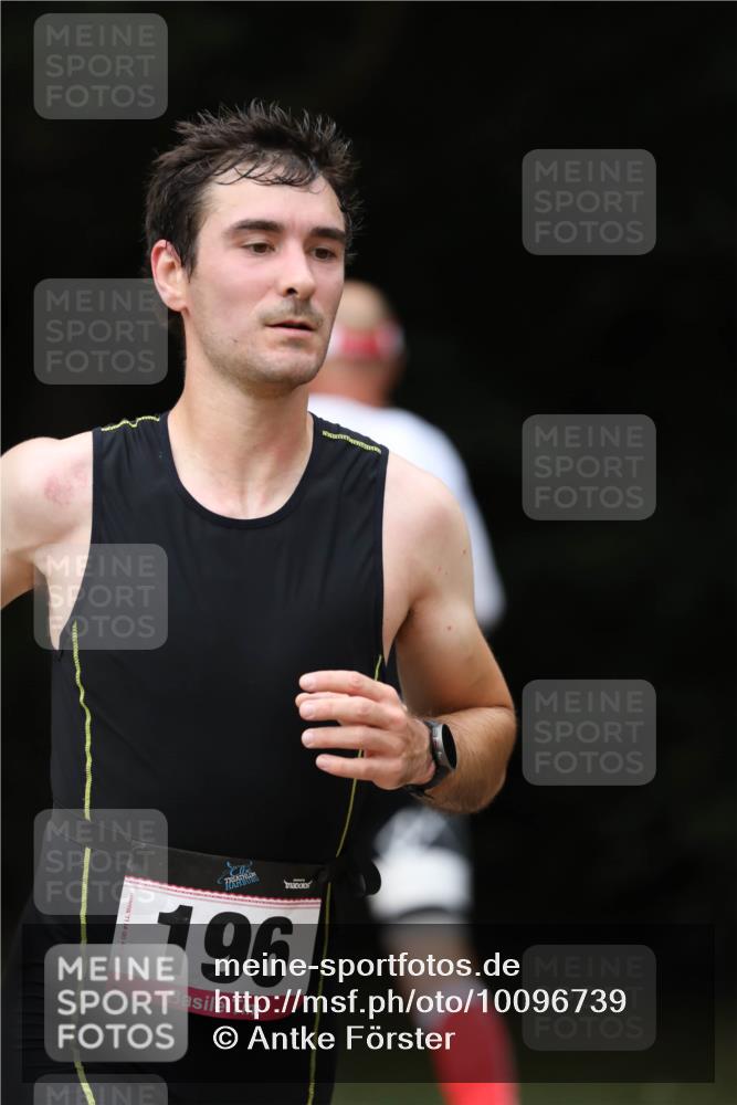 30.08.2026 - Elbe Triathlon Hamburg Antke Förster http://msf.ph/oto/10096739 30.08.2026 10:21:54 Laufen 196 meine-sportfotos.de