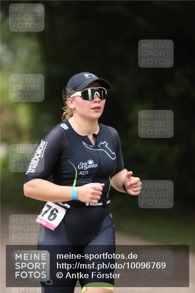 30.08.2026 - Elbe Triathlon Hamburg Antke Förster http://msf.ph/oto/10096769 30.08.2026 10:22:24 Laufen 76 meine-sportfotos.de