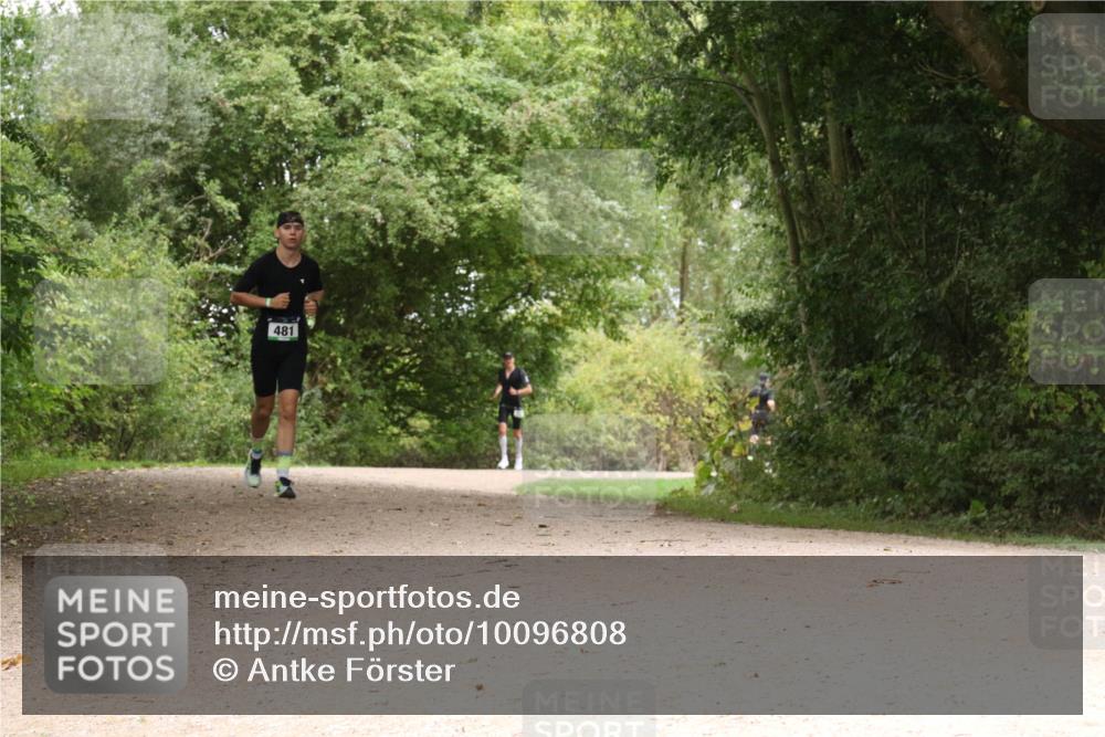 30.08.2026 - Elbe Triathlon Hamburg Antke Förster http://msf.ph/oto/10096808 30.08.2026 10:27:50 Laufen 481 meine-sportfotos.de