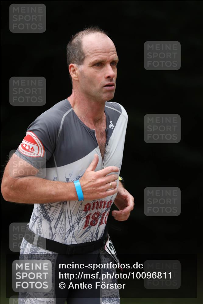 30.08.2026 - Elbe Triathlon Hamburg Antke Förster http://msf.ph/oto/10096811 30.08.2026 10:23:04 Laufen 16 meine-sportfotos.de