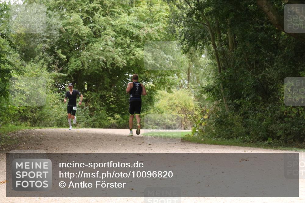 30.08.2026 - Elbe Triathlon Hamburg Antke Förster http://msf.ph/oto/10096820 30.08.2026 10:27:55 Laufen  meine-sportfotos.de