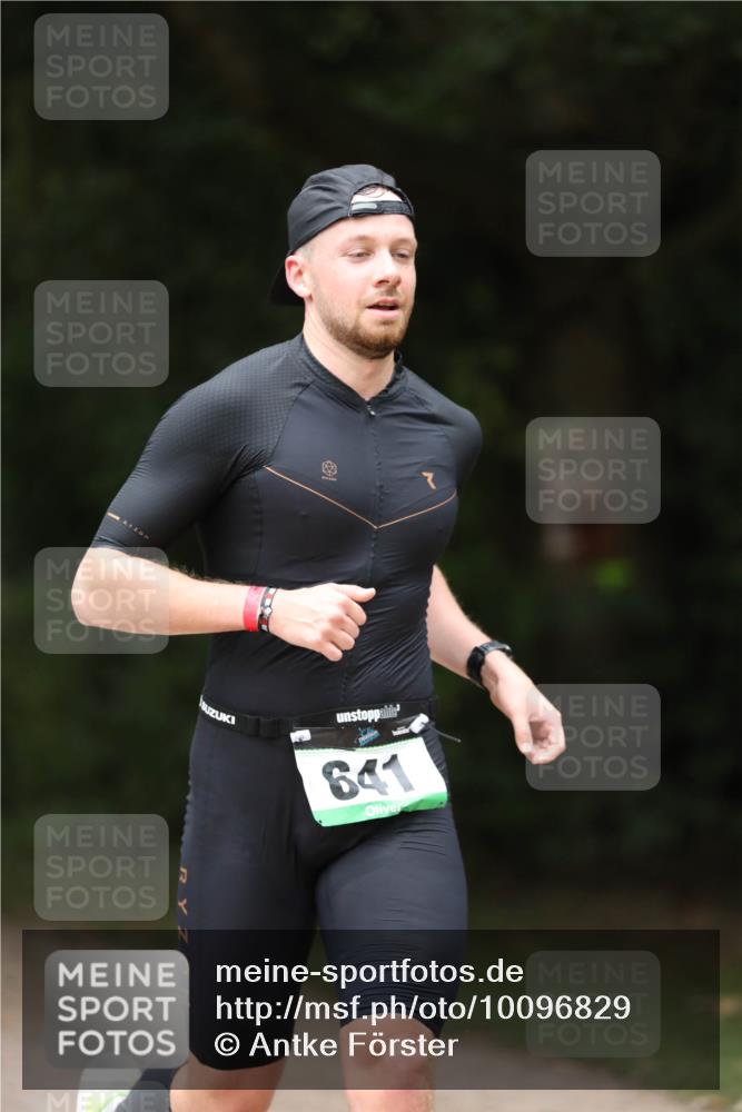 30.08.2026 - Elbe Triathlon Hamburg Antke Förster http://msf.ph/oto/10096829 30.08.2026 10:23:21 Laufen 641 meine-sportfotos.de