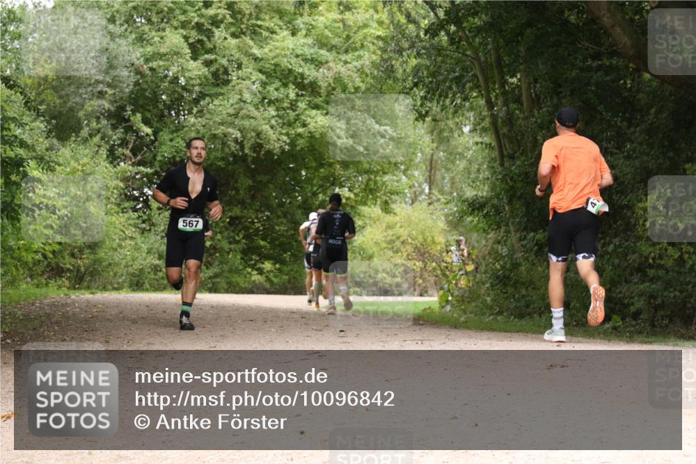 30.08.2026 - Elbe Triathlon Hamburg Antke Förster http://msf.ph/oto/10096842 30.08.2026 10:28:28 Laufen 567 meine-sportfotos.de