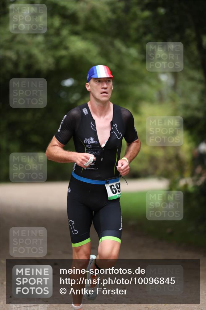 30.08.2026 - Elbe Triathlon Hamburg Antke Förster http://msf.ph/oto/10096845 30.08.2026 10:23:41 Laufen 30, 69 meine-sportfotos.de