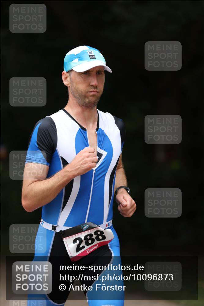30.08.2026 - Elbe Triathlon Hamburg Antke Förster http://msf.ph/oto/10096873 30.08.2026 10:24:04 Laufen 288 meine-sportfotos.de