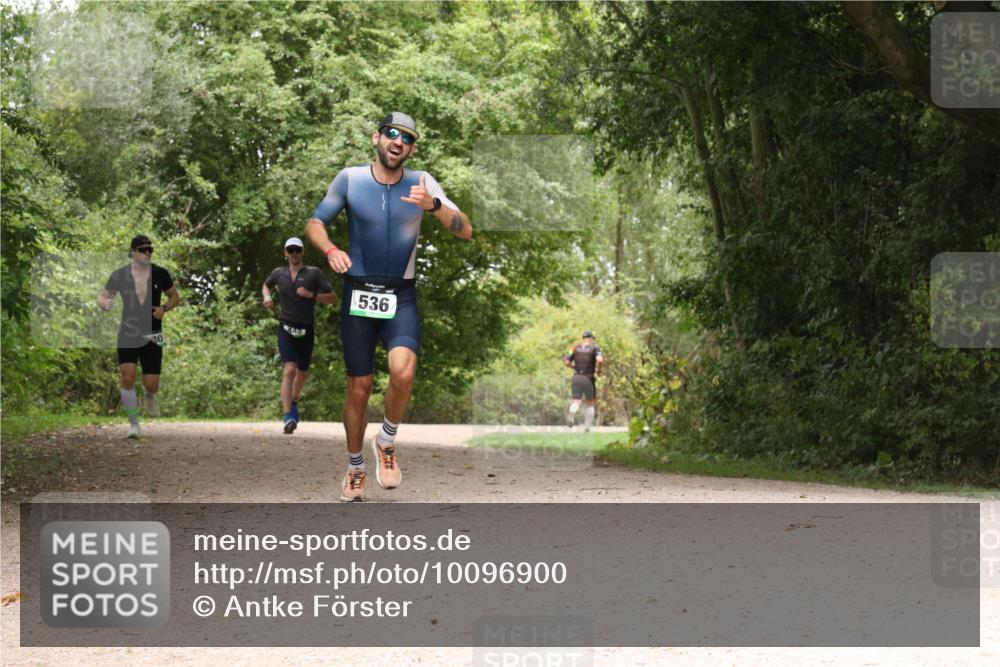 30.08.2026 - Elbe Triathlon Hamburg Antke Förster http://msf.ph/oto/10096900 30.08.2026 10:29:42 Laufen 536 meine-sportfotos.de