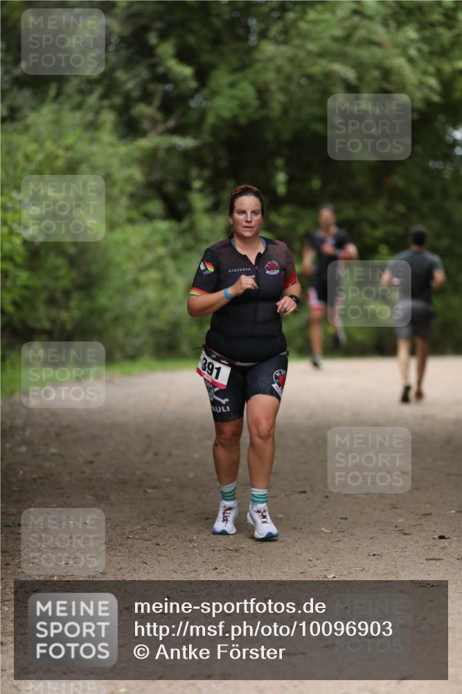 30.08.2026 - Elbe Triathlon Hamburg Antke Förster http://msf.ph/oto/10096903 30.08.2026 10:24:30 Laufen 391 meine-sportfotos.de