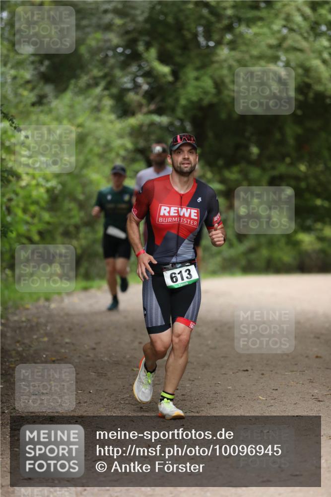 30.08.2026 - Elbe Triathlon Hamburg Antke Förster http://msf.ph/oto/10096945 30.08.2026 10:25:38 Laufen 613 meine-sportfotos.de
