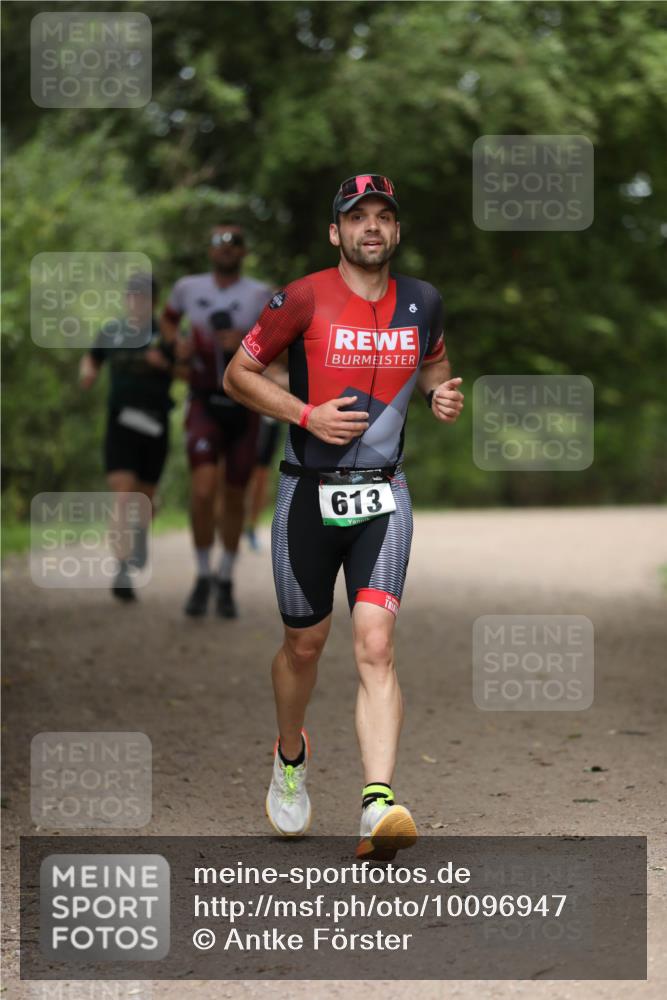 30.08.2026 - Elbe Triathlon Hamburg Antke Förster http://msf.ph/oto/10096947 30.08.2026 10:25:38 Laufen 613 meine-sportfotos.de