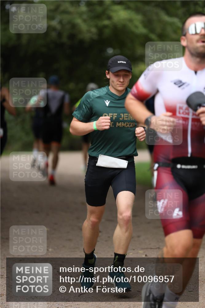 30.08.2026 - Elbe Triathlon Hamburg Antke Förster http://msf.ph/oto/10096957 30.08.2026 10:25:43 Laufen  meine-sportfotos.de