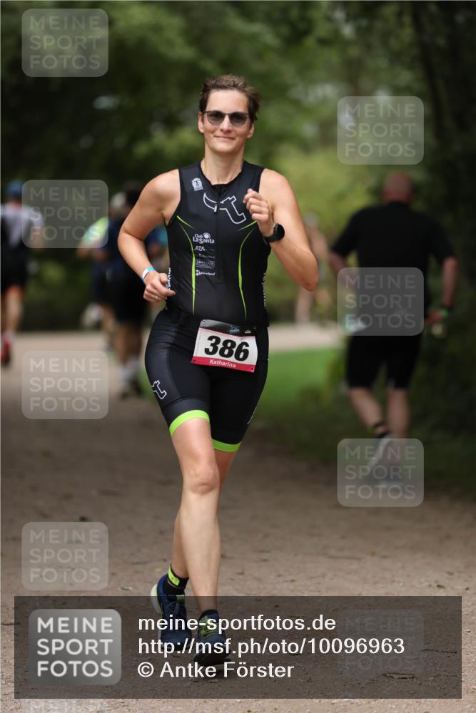 30.08.2026 - Elbe Triathlon Hamburg Antke Förster http://msf.ph/oto/10096963 30.08.2026 10:25:46 Laufen 386 meine-sportfotos.de