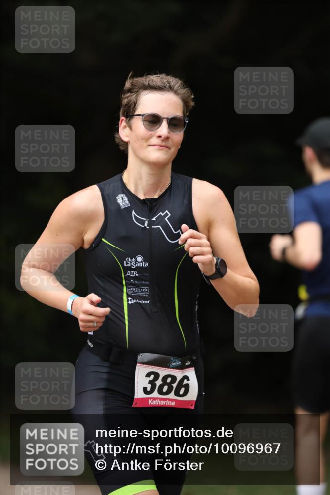 30.08.2026 - Elbe Triathlon Hamburg Antke Förster http://msf.ph/oto/10096967 30.08.2026 10:25:47 Laufen 386 meine-sportfotos.de