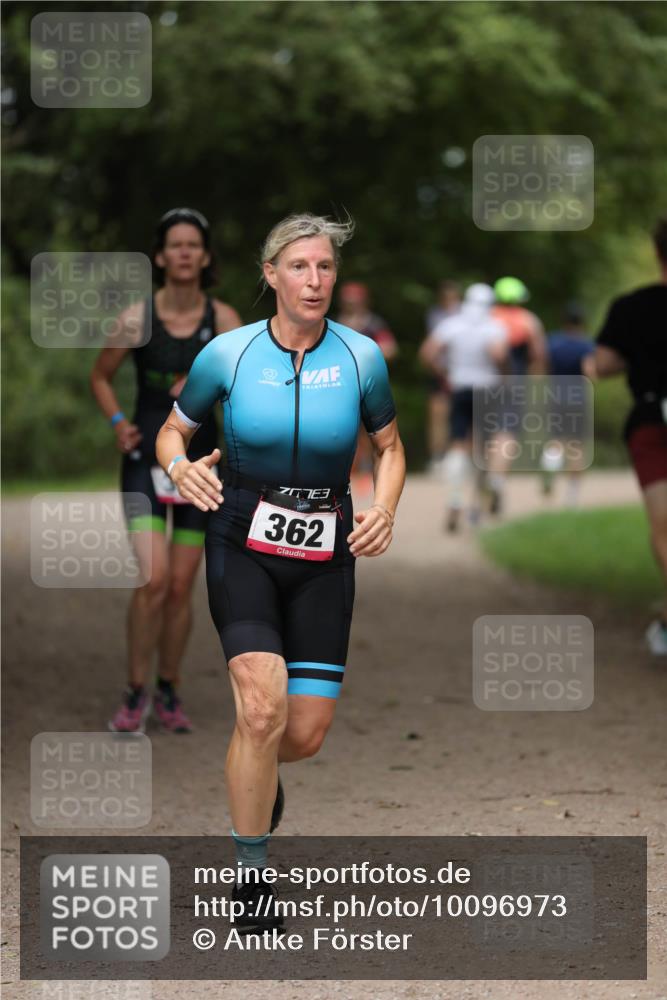 30.08.2026 - Elbe Triathlon Hamburg Antke Förster http://msf.ph/oto/10096973 30.08.2026 10:25:59 Laufen 362 meine-sportfotos.de