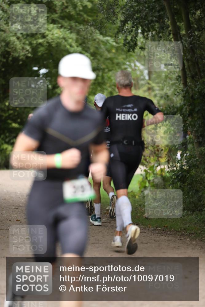 30.08.2026 - Elbe Triathlon Hamburg Antke Förster http://msf.ph/oto/10097019 30.08.2026 10:26:34 Laufen 315, 910 meine-sportfotos.de