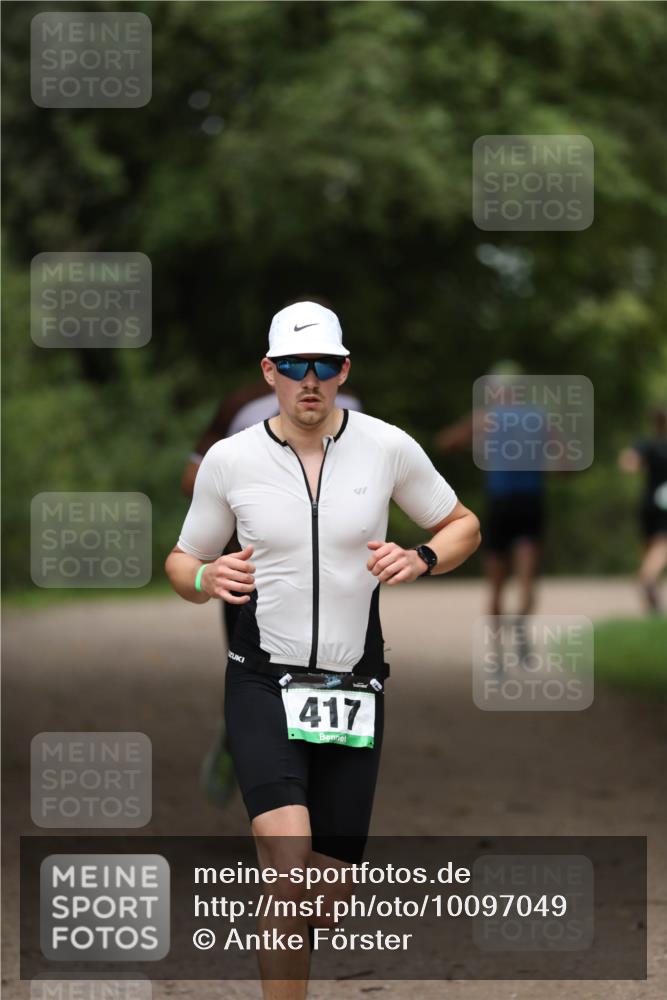 30.08.2026 - Elbe Triathlon Hamburg Antke Förster http://msf.ph/oto/10097049 30.08.2026 10:27:03 Laufen 417 meine-sportfotos.de