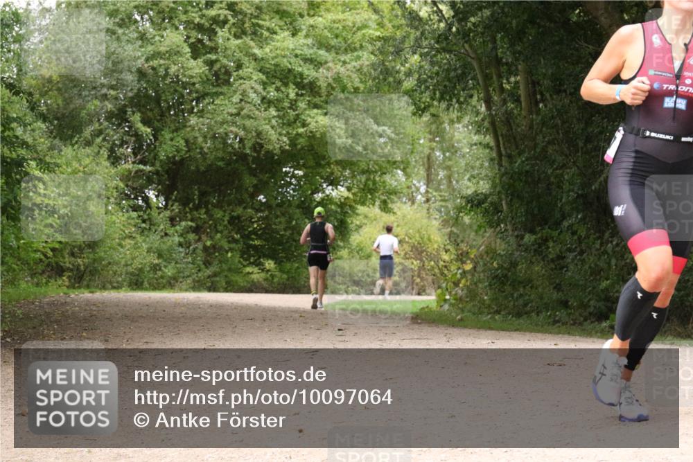 30.08.2026 - Elbe Triathlon Hamburg Antke Förster http://msf.ph/oto/10097064 30.08.2026 10:31:58 Laufen  meine-sportfotos.de