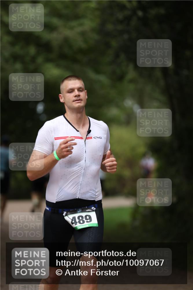 30.08.2026 - Elbe Triathlon Hamburg Antke Förster http://msf.ph/oto/10097067 30.08.2026 10:27:28 Laufen 489 meine-sportfotos.de