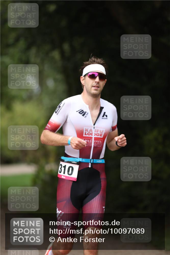 30.08.2026 - Elbe Triathlon Hamburg Antke Förster http://msf.ph/oto/10097089 30.08.2026 10:27:41 Laufen 310 meine-sportfotos.de