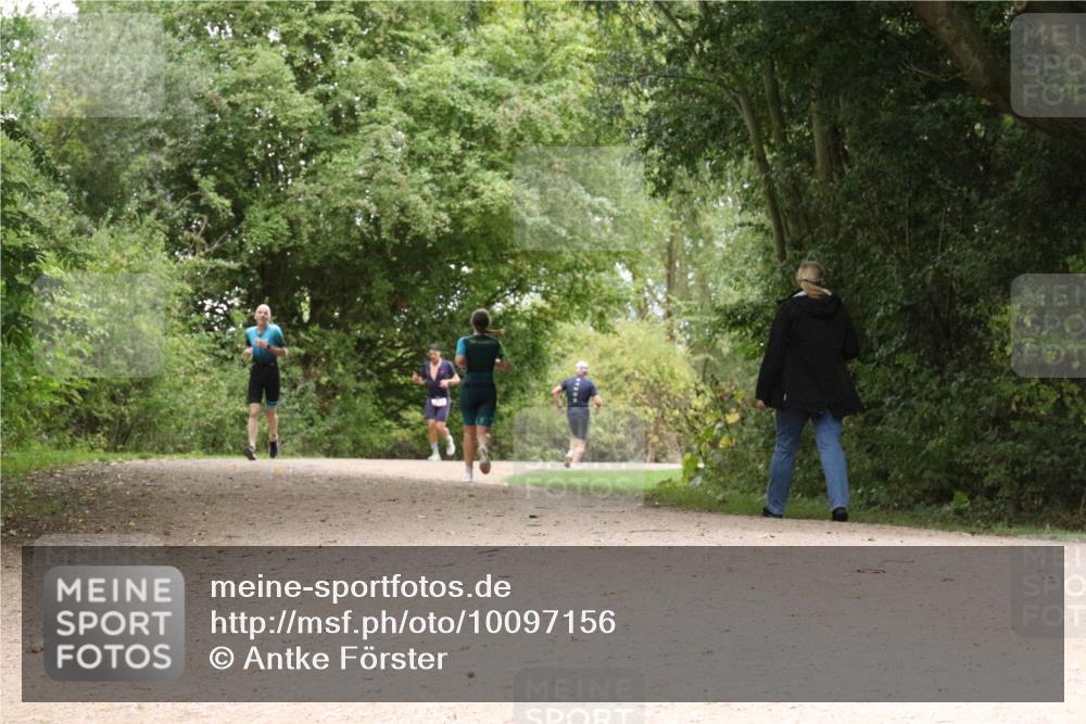 30.08.2026 - Elbe Triathlon Hamburg Antke Förster http://msf.ph/oto/10097156 30.08.2026 10:33:13 Laufen  meine-sportfotos.de
