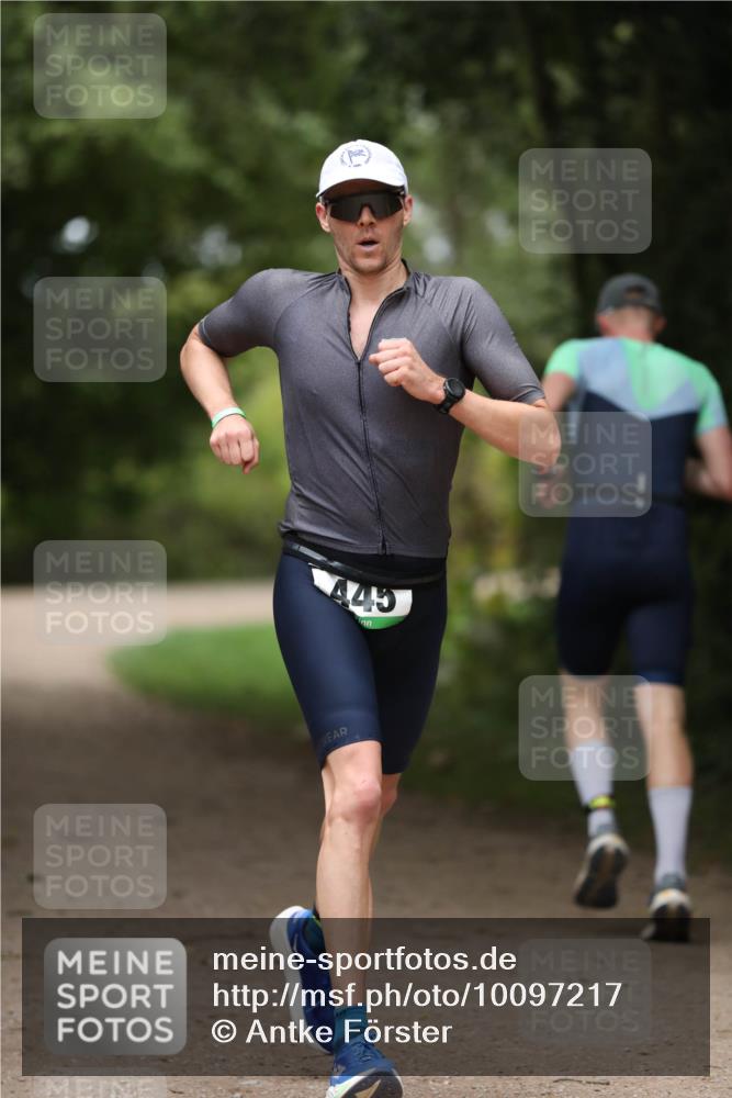 30.08.2026 - Elbe Triathlon Hamburg Antke Förster http://msf.ph/oto/10097217 30.08.2026 10:29:47 Laufen 445 meine-sportfotos.de