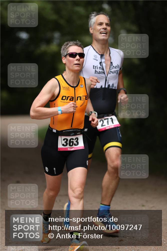 30.08.2026 - Elbe Triathlon Hamburg Antke Förster http://msf.ph/oto/10097247 30.08.2026 10:30:21 Laufen 3, 271, 363 meine-sportfotos.de