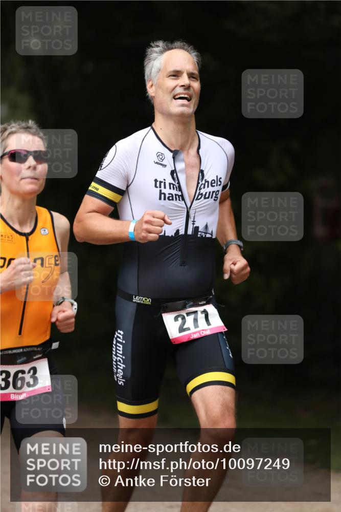 30.08.2026 - Elbe Triathlon Hamburg Antke Förster http://msf.ph/oto/10097249 30.08.2026 10:30:22 Laufen 3, 5, 1990, 363, 271 meine-sportfotos.de