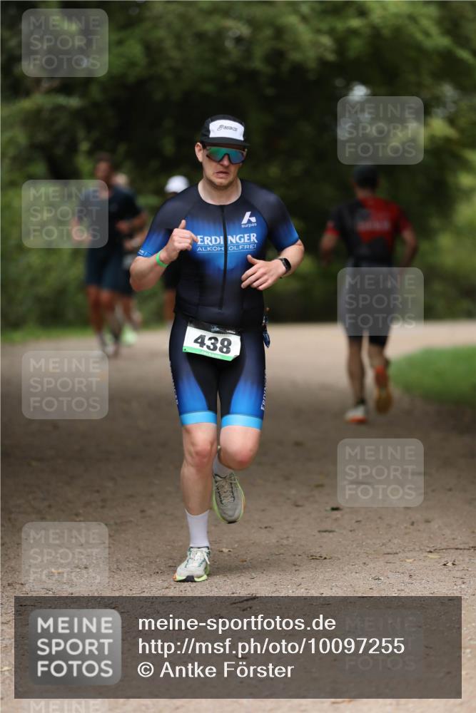 30.08.2026 - Elbe Triathlon Hamburg Antke Förster http://msf.ph/oto/10097255 30.08.2026 10:30:28 Laufen 438 meine-sportfotos.de