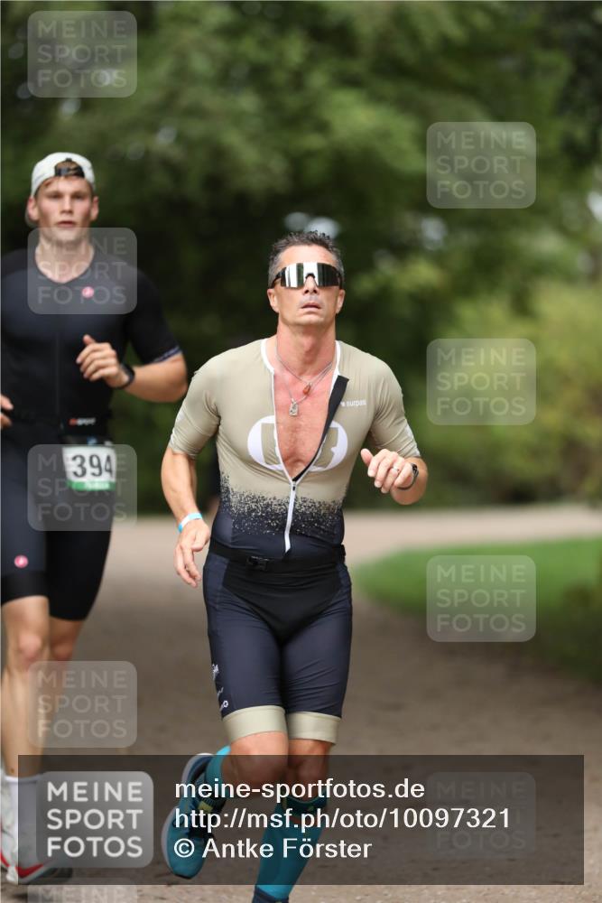 30.08.2026 - Elbe Triathlon Hamburg Antke Förster http://msf.ph/oto/10097321 30.08.2026 10:31:05 Laufen 394 meine-sportfotos.de