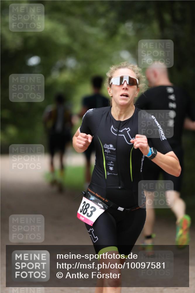 30.08.2026 - Elbe Triathlon Hamburg Antke Förster http://msf.ph/oto/10097581 30.08.2026 10:34:58 Laufen 383 meine-sportfotos.de