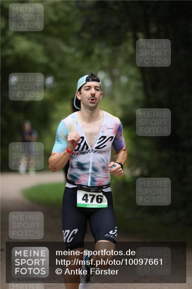 30.08.2026 - Elbe Triathlon Hamburg Antke Förster http://msf.ph/oto/10097661 30.08.2026 10:35:42 Laufen 2, 476 meine-sportfotos.de