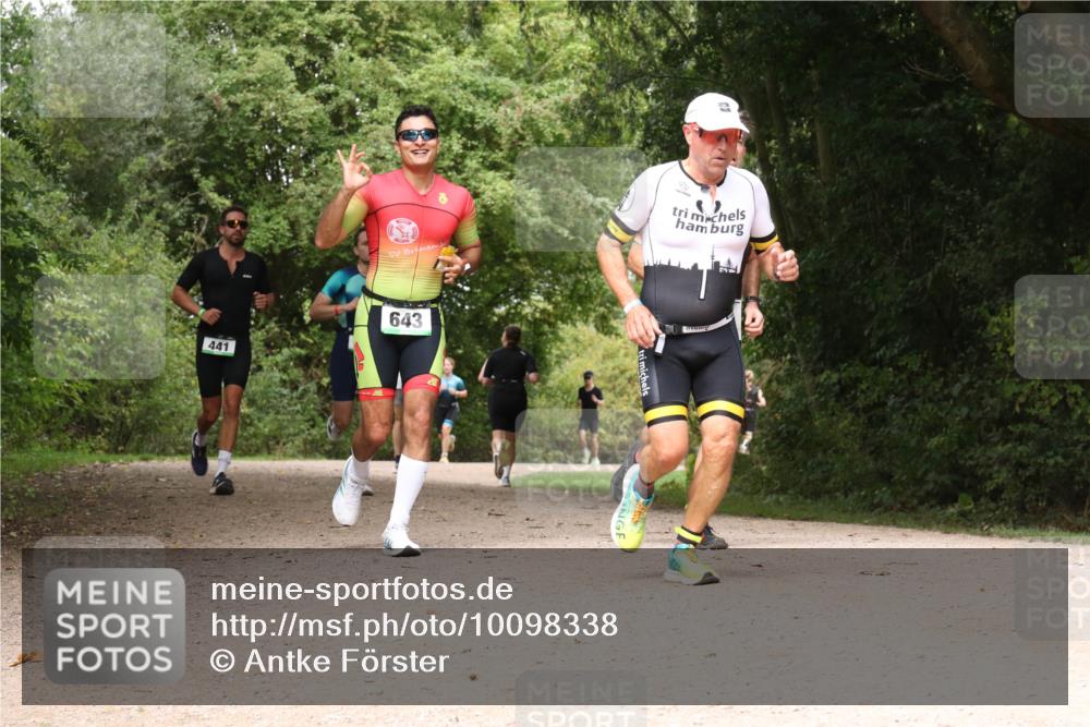 30.08.2026 - Elbe Triathlon Hamburg Antke Förster http://msf.ph/oto/10098338 30.08.2026 10:45:35 Laufen 441, 10, 643 meine-sportfotos.de