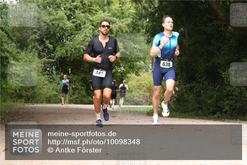 30.08.2026 - Elbe Triathlon Hamburg Antke Förster http://msf.ph/oto/10098348 30.08.2026 10:45:38 Laufen 441, 638 meine-sportfotos.de