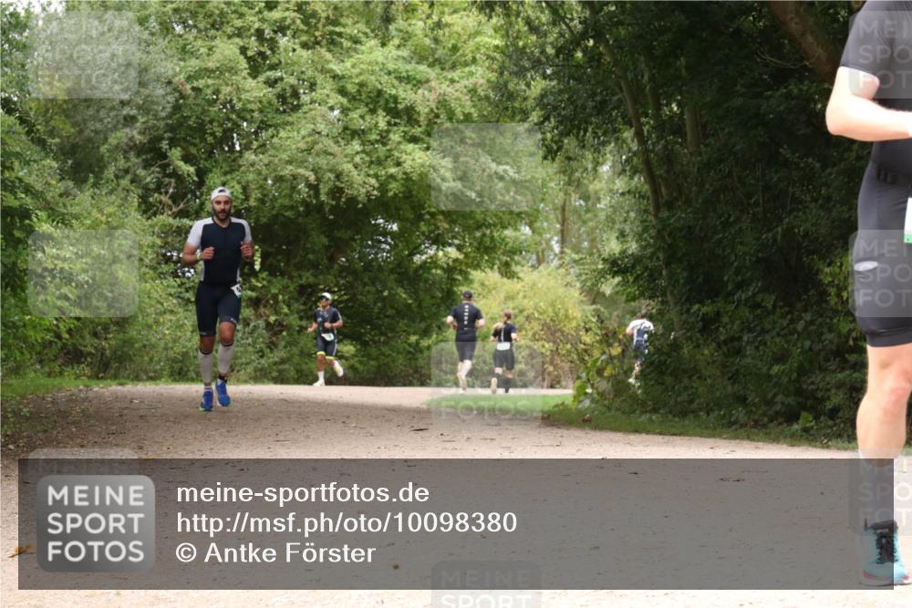 30.08.2026 - Elbe Triathlon Hamburg Antke Förster http://msf.ph/oto/10098380 30.08.2026 10:45:58 Laufen  meine-sportfotos.de