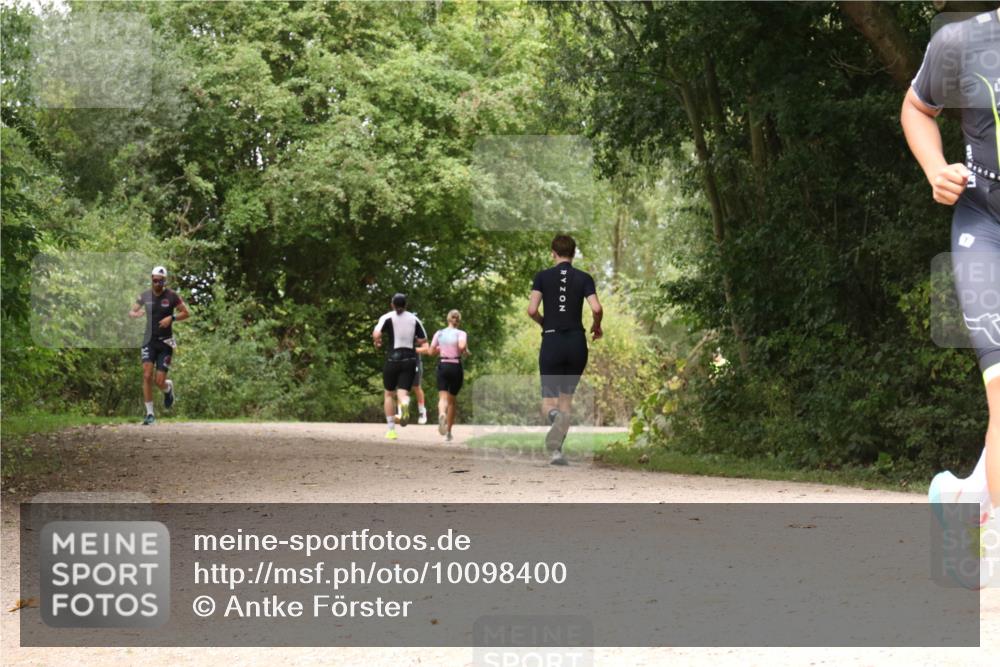 30.08.2026 - Elbe Triathlon Hamburg Antke Förster http://msf.ph/oto/10098400 30.08.2026 10:46:11 Laufen  meine-sportfotos.de