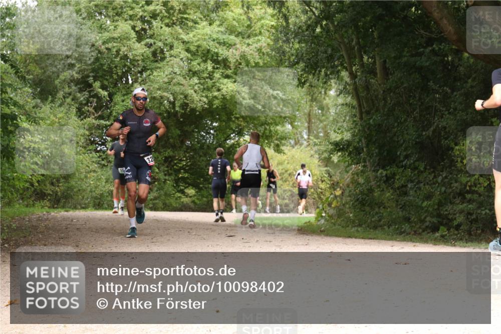 30.08.2026 - Elbe Triathlon Hamburg Antke Förster http://msf.ph/oto/10098402 30.08.2026 10:46:16 Laufen  meine-sportfotos.de