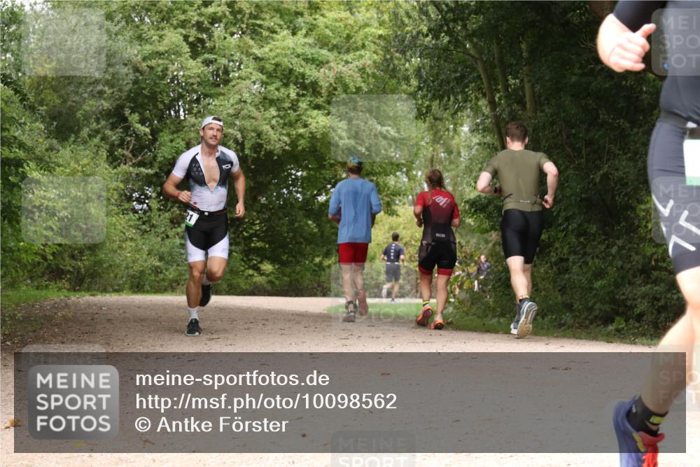30.08.2026 - Elbe Triathlon Hamburg Antke Förster http://msf.ph/oto/10098562 30.08.2026 10:47:50 Laufen  meine-sportfotos.de