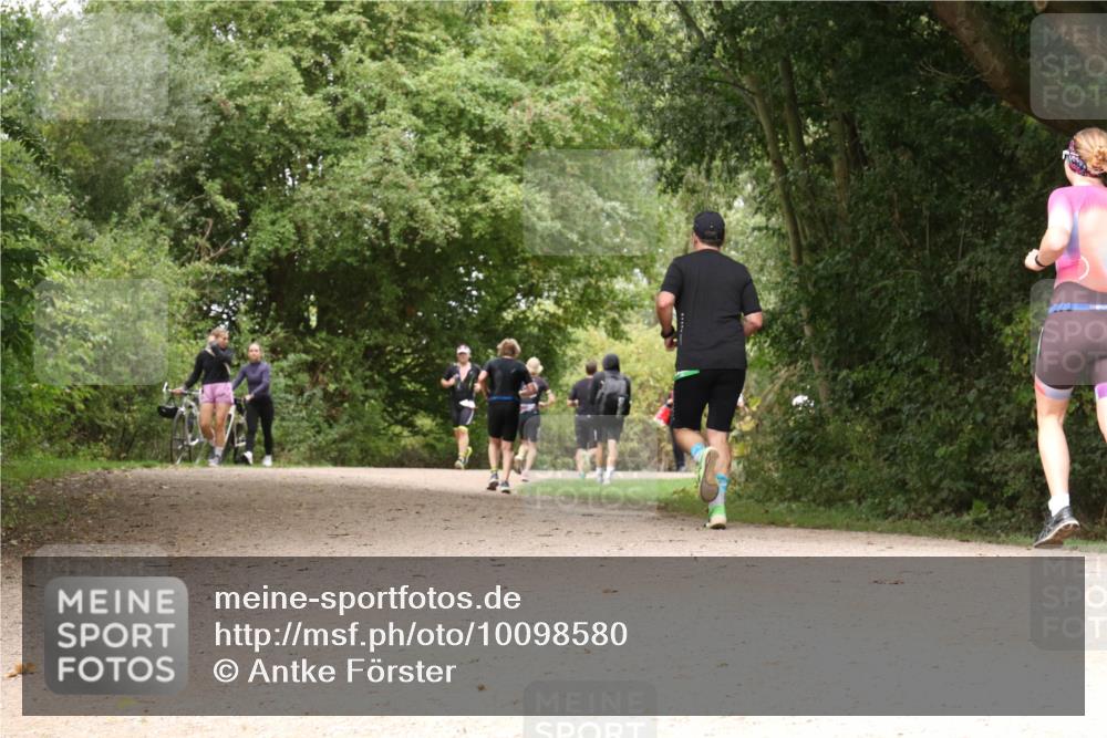 30.08.2026 - Elbe Triathlon Hamburg Antke Förster http://msf.ph/oto/10098580 30.08.2026 10:48:10 Laufen  meine-sportfotos.de