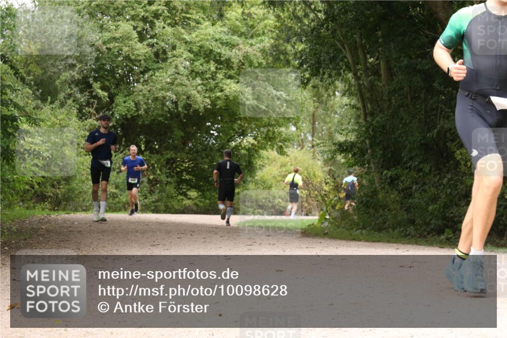 30.08.2026 - Elbe Triathlon Hamburg Antke Förster http://msf.ph/oto/10098628 30.08.2026 10:48:51 Laufen 10, 446, 446 meine-sportfotos.de