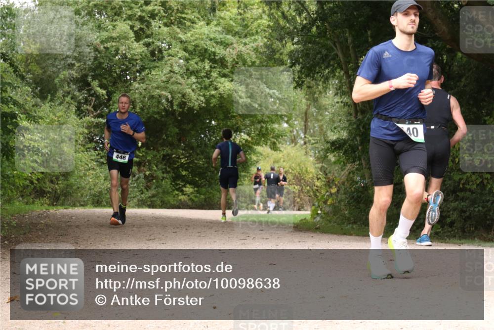 30.08.2026 - Elbe Triathlon Hamburg Antke Förster http://msf.ph/oto/10098638 30.08.2026 10:48:57 Laufen 446, 40 meine-sportfotos.de