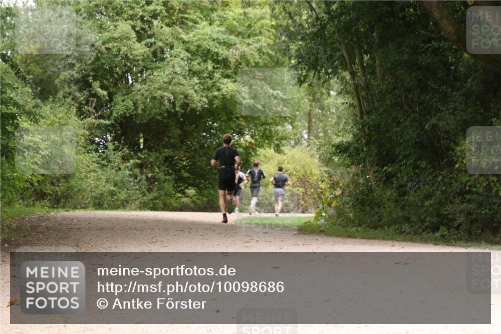 30.08.2026 - Elbe Triathlon Hamburg Antke Förster http://msf.ph/oto/10098686 30.08.2026 10:49:19 Laufen  meine-sportfotos.de