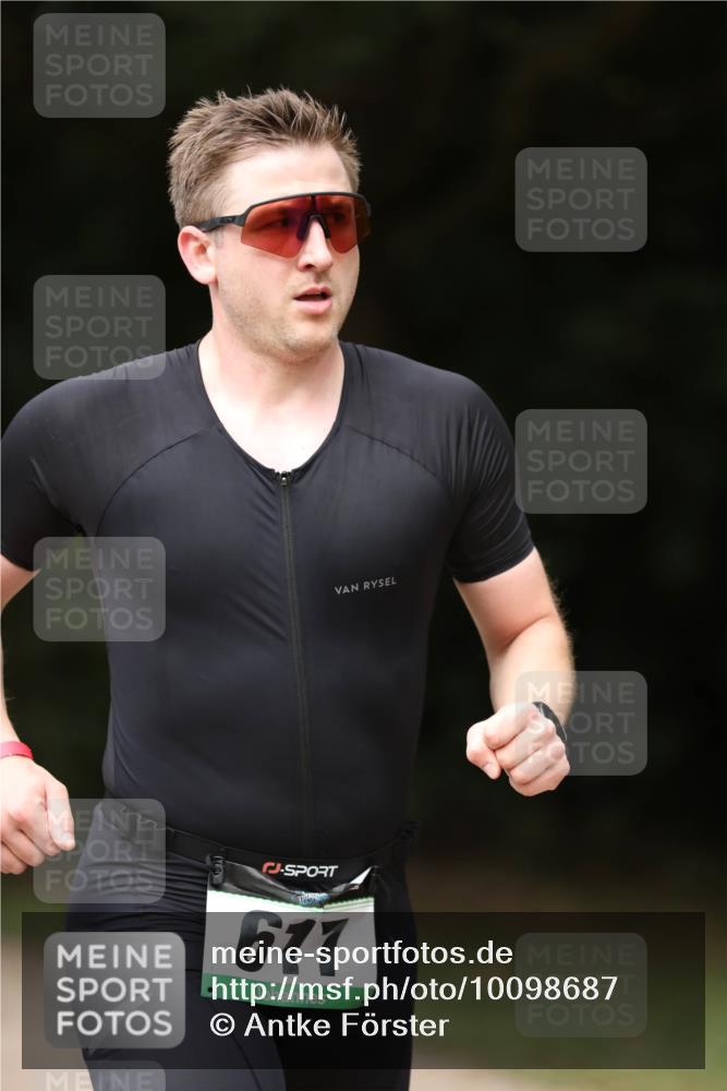 30.08.2026 - Elbe Triathlon Hamburg Antke Förster http://msf.ph/oto/10098687 30.08.2026 10:45:58 Laufen 611 meine-sportfotos.de