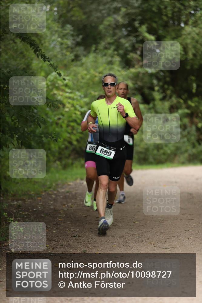 30.08.2026 - Elbe Triathlon Hamburg Antke Förster http://msf.ph/oto/10098727 30.08.2026 10:46:27 Laufen 86, 699 meine-sportfotos.de
