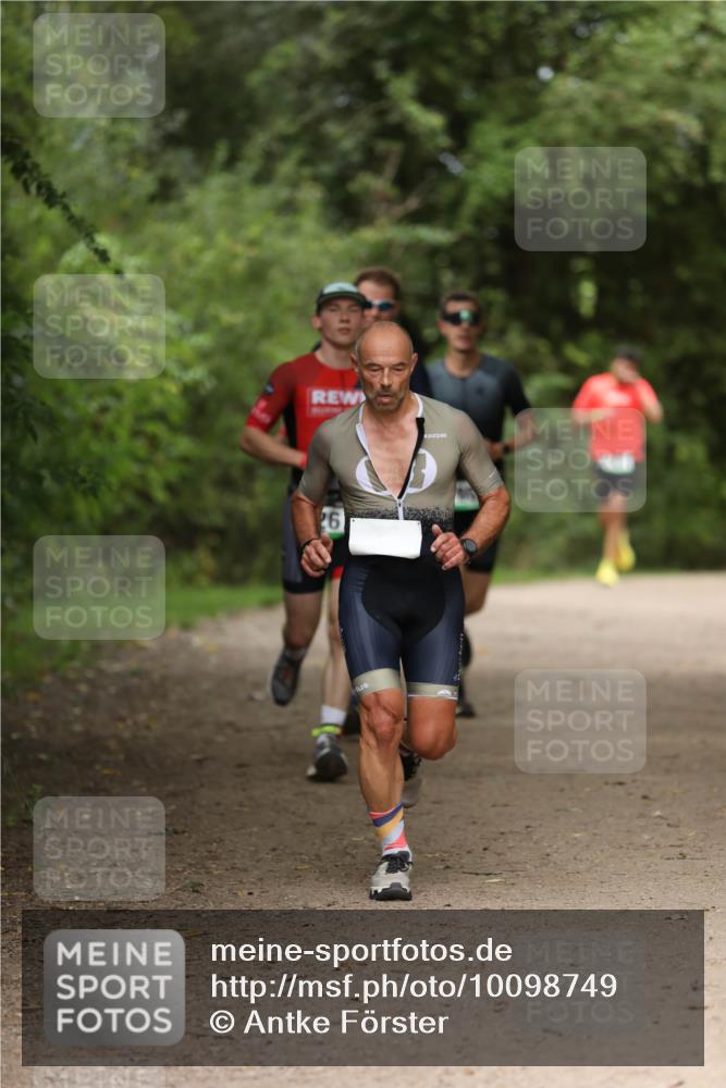 30.08.2026 - Elbe Triathlon Hamburg Antke Förster http://msf.ph/oto/10098749 30.08.2026 10:46:42 Laufen  meine-sportfotos.de
